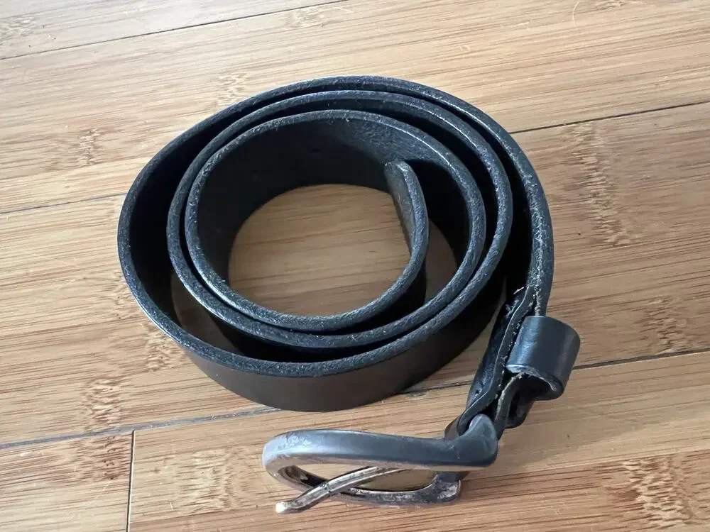 Black Full Grain Genuine Leather Belt 1.5 Inch Wide Size 31 to 35 Brass Buckle